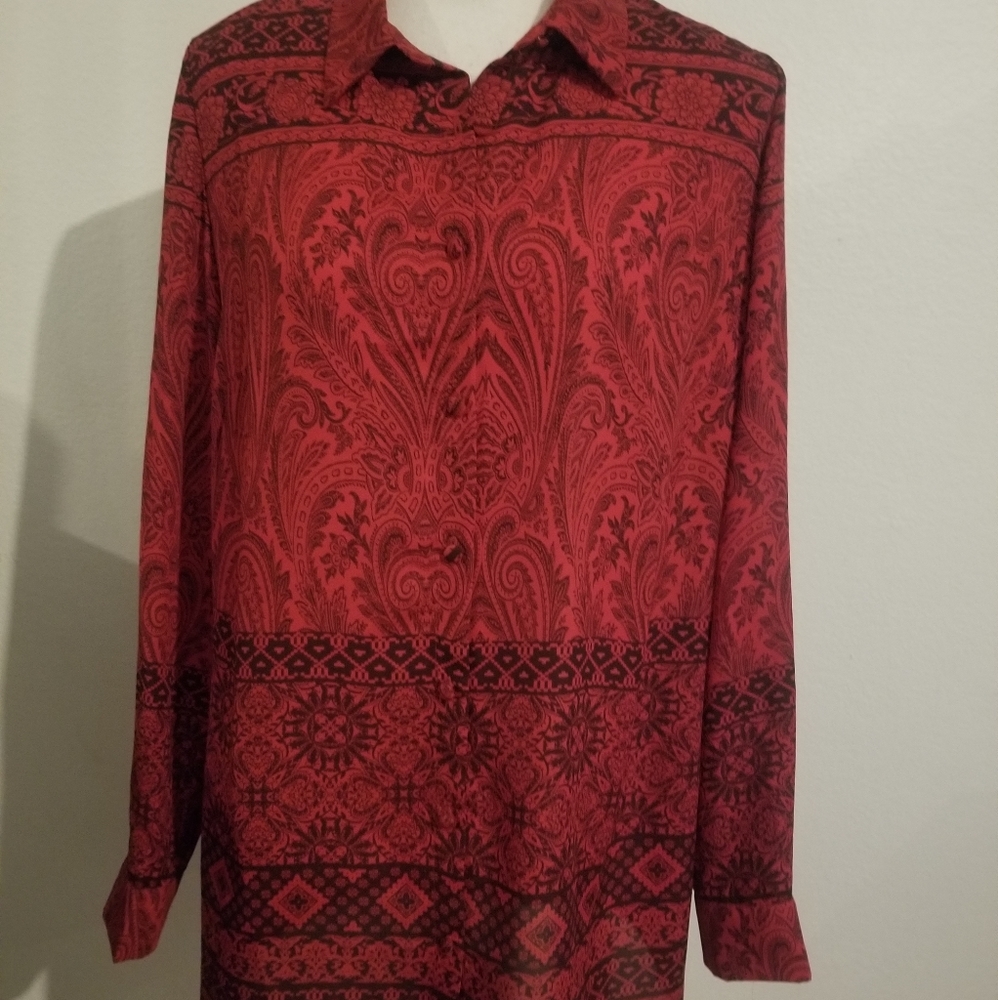 Roz y ALY red blouse long sleeves size M  NWT